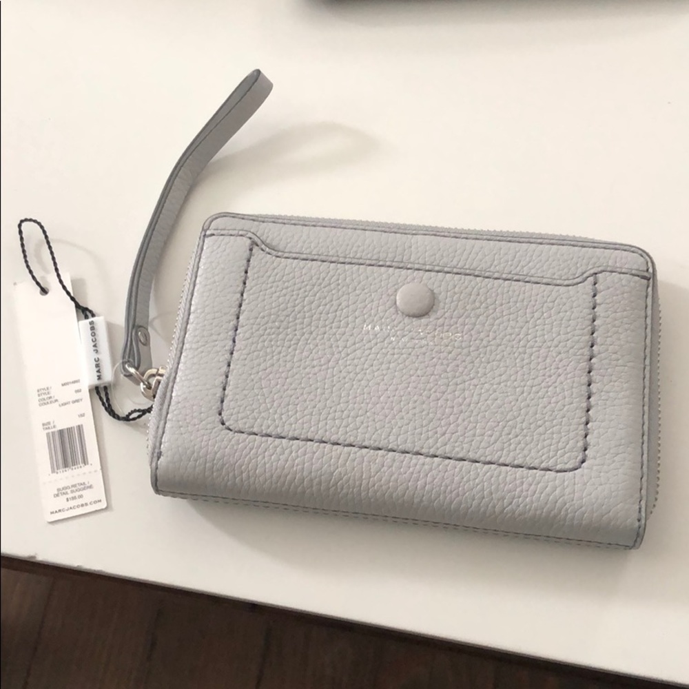 Marc Jacobs Grey Leather zip phone wallet wristlet